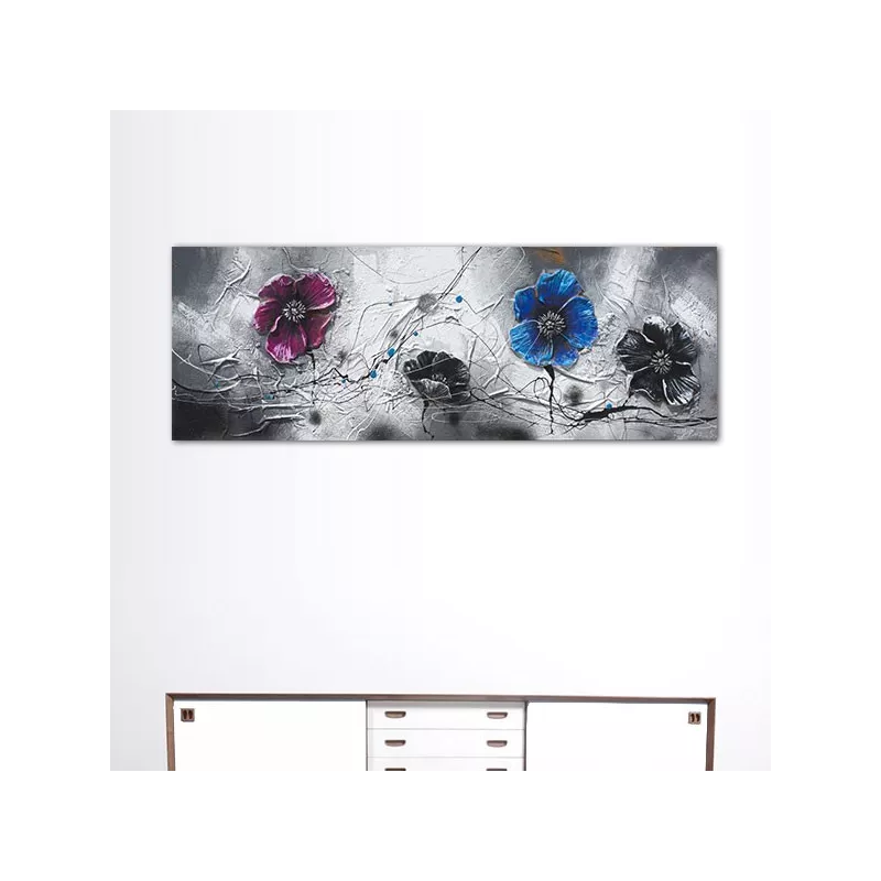 Quadro panoramico di fiori su sfondo nero