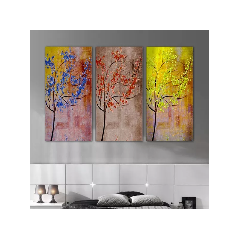 Trittico di alberi colorati