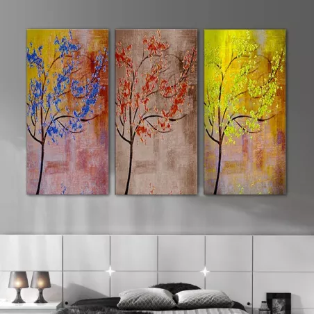 Trittico di alberi colorati
