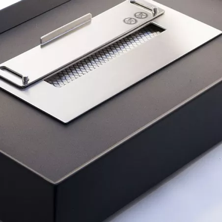 Argos, riabilitazione del vecchio camino. Colore Nero Bruciatore 2.2L/4kW