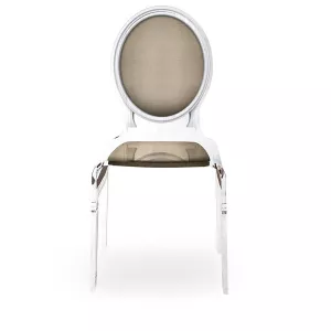 Sedici sedie trasparenti in plexiglass