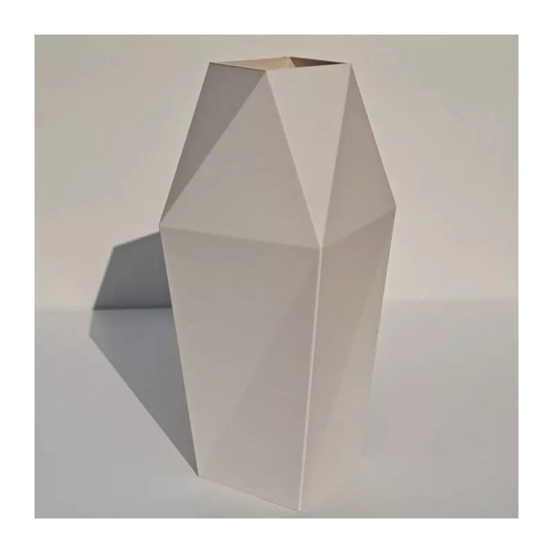 Vaso decorativo Trophy Colore Bianco Dimensione 20 cm