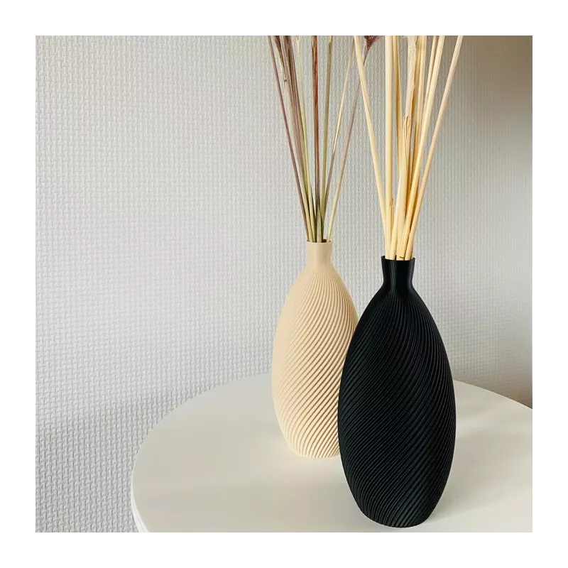 Vaso di design a forma di mandorla Colore Nero Dimensione 20 cm